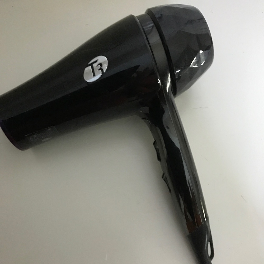 T3 Featherweight Luxe 2i Dryer